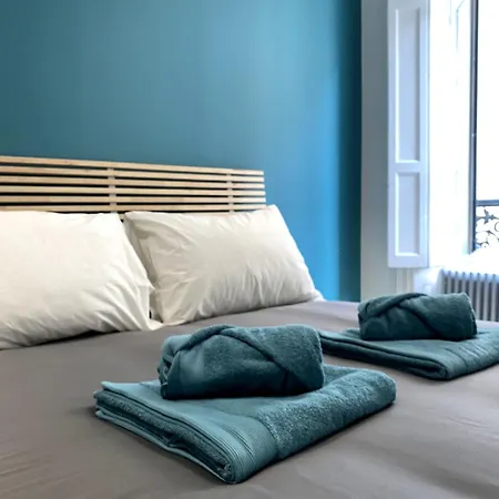 De Standing Pour 6 Refait à Neuf Apartamento Lyon