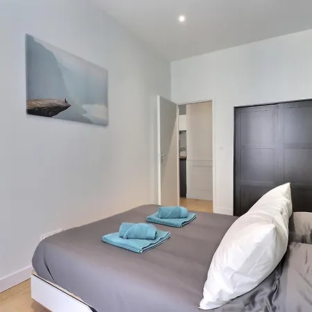 De Standing Pour 6 Refait A Neuf Apartment