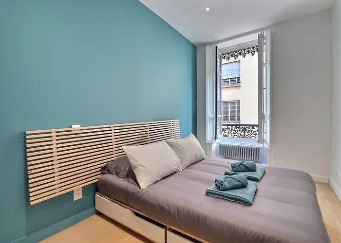 Apartamento De Standing Pour 6 Refait à Neuf